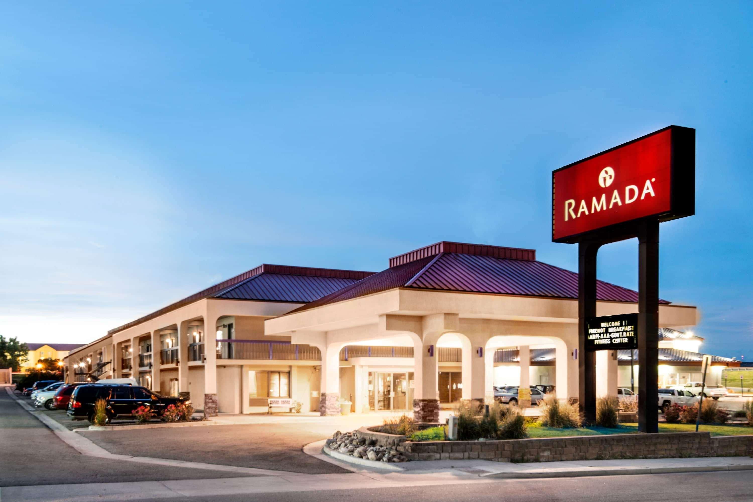 Travelodge By Wyndham Pueblo Eksteriør billede