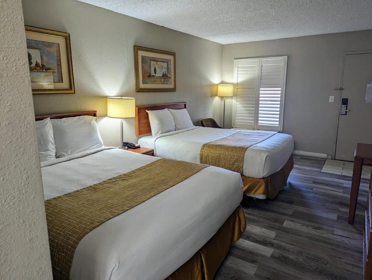 Travelodge By Wyndham Pueblo Eksteriør billede