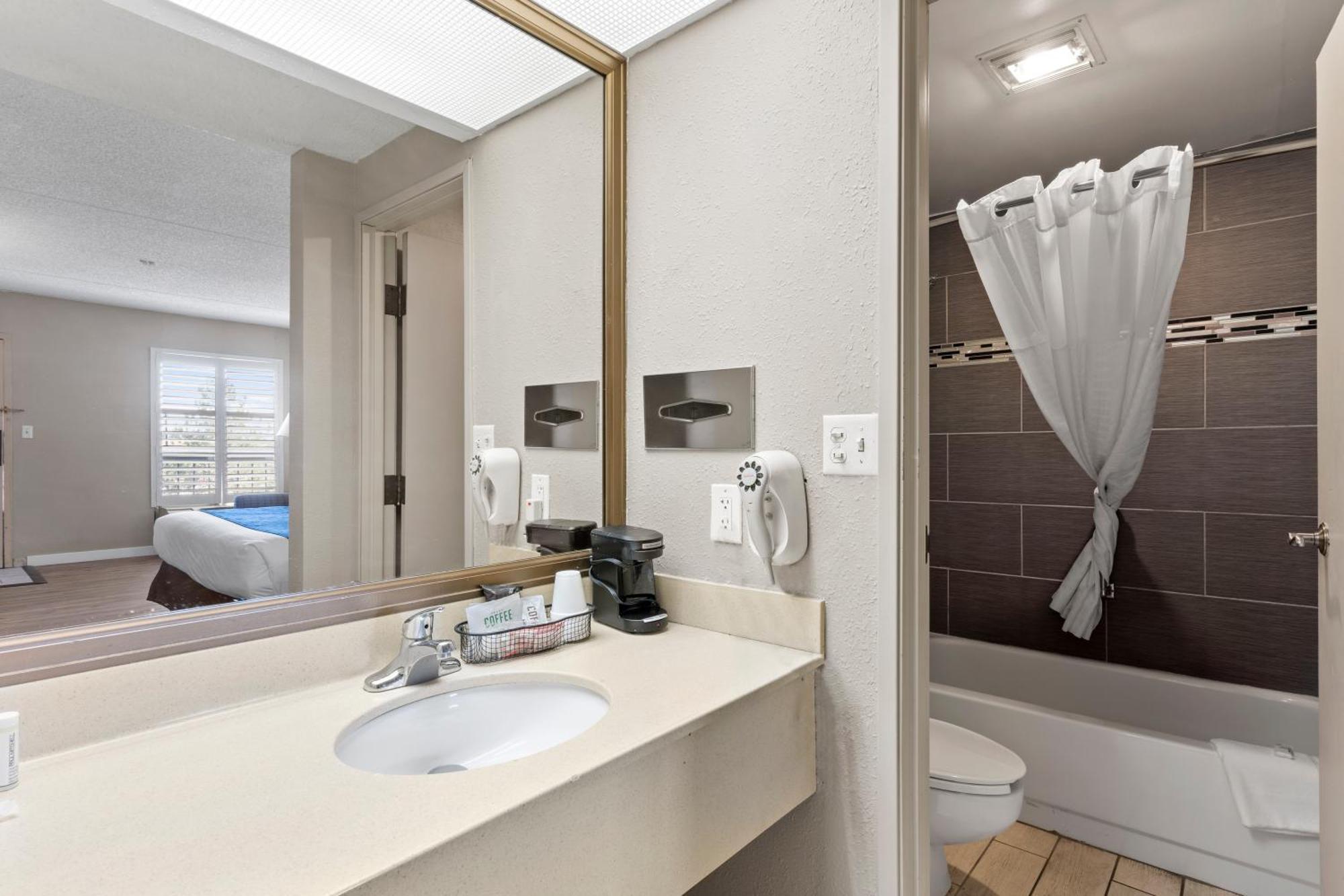 Travelodge By Wyndham Pueblo Eksteriør billede
